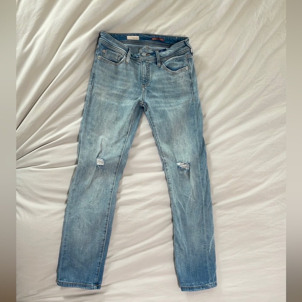 Pilcro slim boyfriend crop jeans